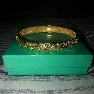 Hawaiian Heirloom Plumeria Gold Bracelet